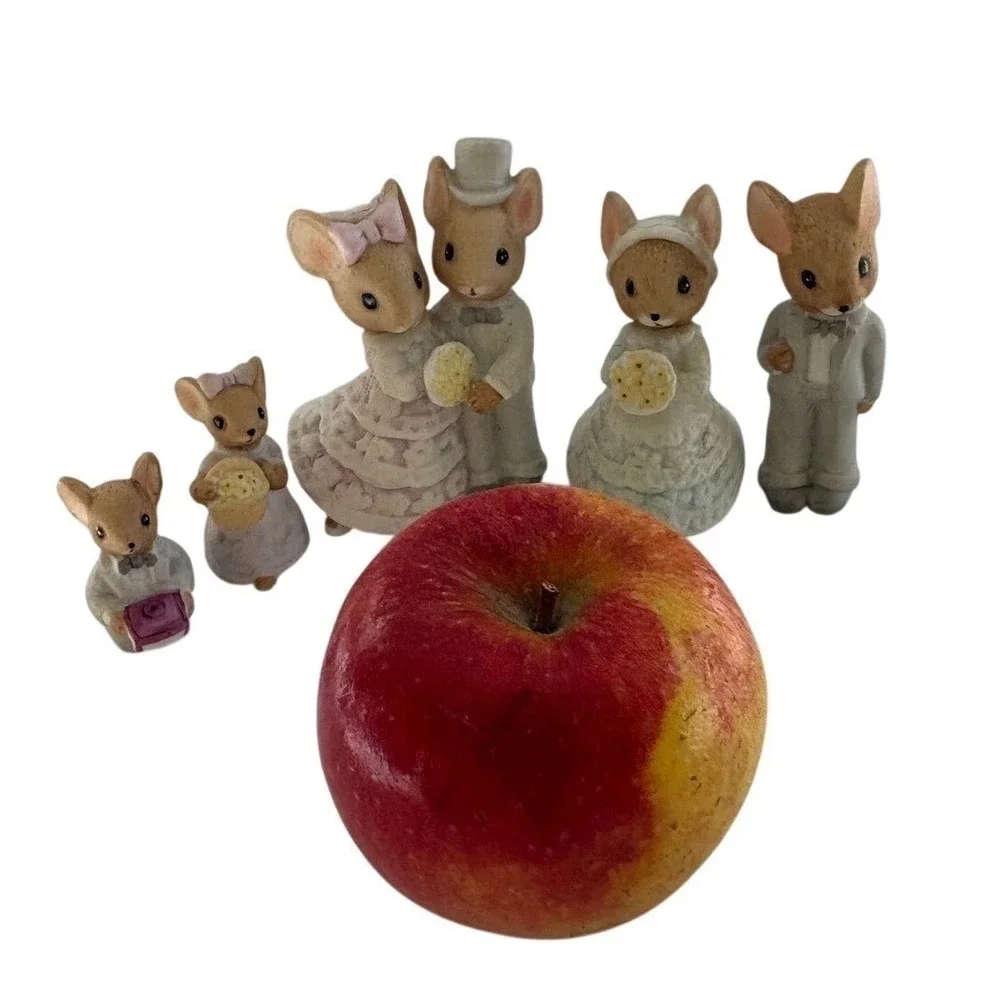 Vintage Miniature Mouse Wedding Party Figurines Fairy Garden Bride‎ Groom 6pcHip